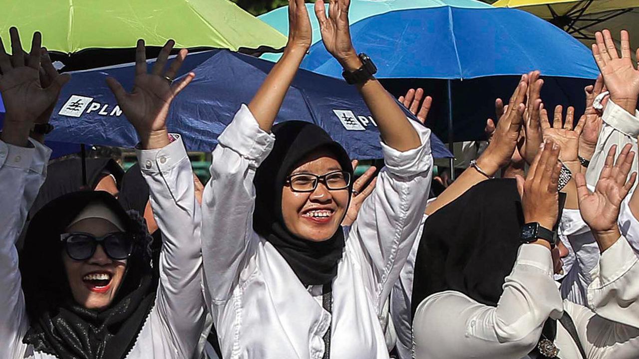 Jadi ‘Pekerjaan Idaman’ di Media Sosial, Ini Tugas dan Gaji Anggota KPPS 2024