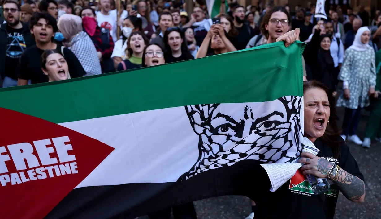<p>Jumlah korban tewas akibat perang dengan Hamas melonjak di atas 1.100 orang pada hari ketiga bentrokan. (David GRAY/AFP)</p>