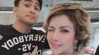 Lutfi Agizal dan Barbie Kumalasari mengunggah momen foto bareng. (https://www.instagram.com/p/CG35sGIFRa3/)