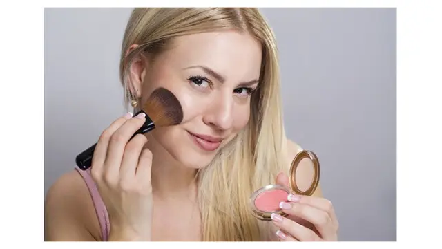 Cara Make Up Wajah Bulat Berjilbab