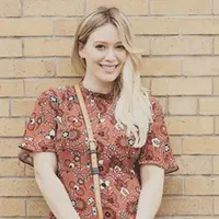 Musibah kembali datang menimpa seorang artis Hollywood, Hilary Duff. Di tengah momen berliburnya bersama  orang tersayang, Hilary justru ditimpa musibah di mana kediamannya dibobol maling. (Instagram/hilaryduff)