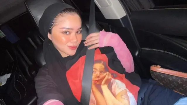 6 Potret Gaya Sivia Azizah yang Tetap Stylish dan SWAG saat Hamil