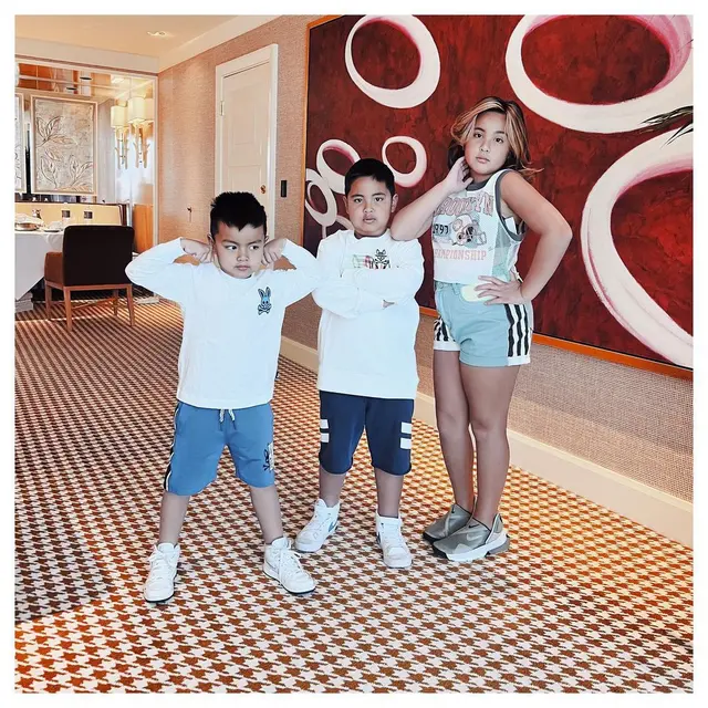 Mikhayla Zalindra Bakrie, anak Nia Ramadhani yang makin cantik