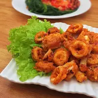 Cumi goreng cabai kering (Dok.Instagram/@https://www.instagram.com/p/BpY0DJuBUxX/?tagged=cumikrispi/Komarudin)