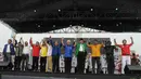 Para pemimpin partai peserta pemilu 2014 tampak saling bergandengan tangan menyambut kampanye berintegritas (Liputan6.com/Herman Zakharia).