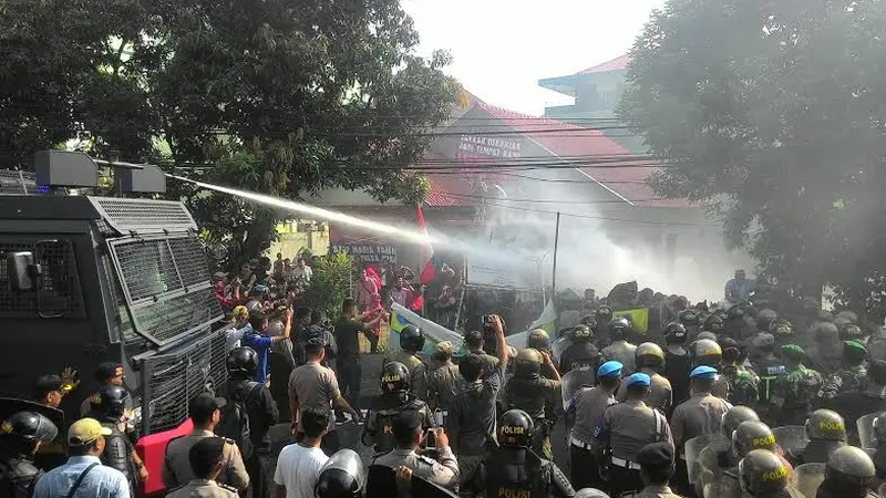 Eksekusi pengosongan wisma mahasiswa Bogor