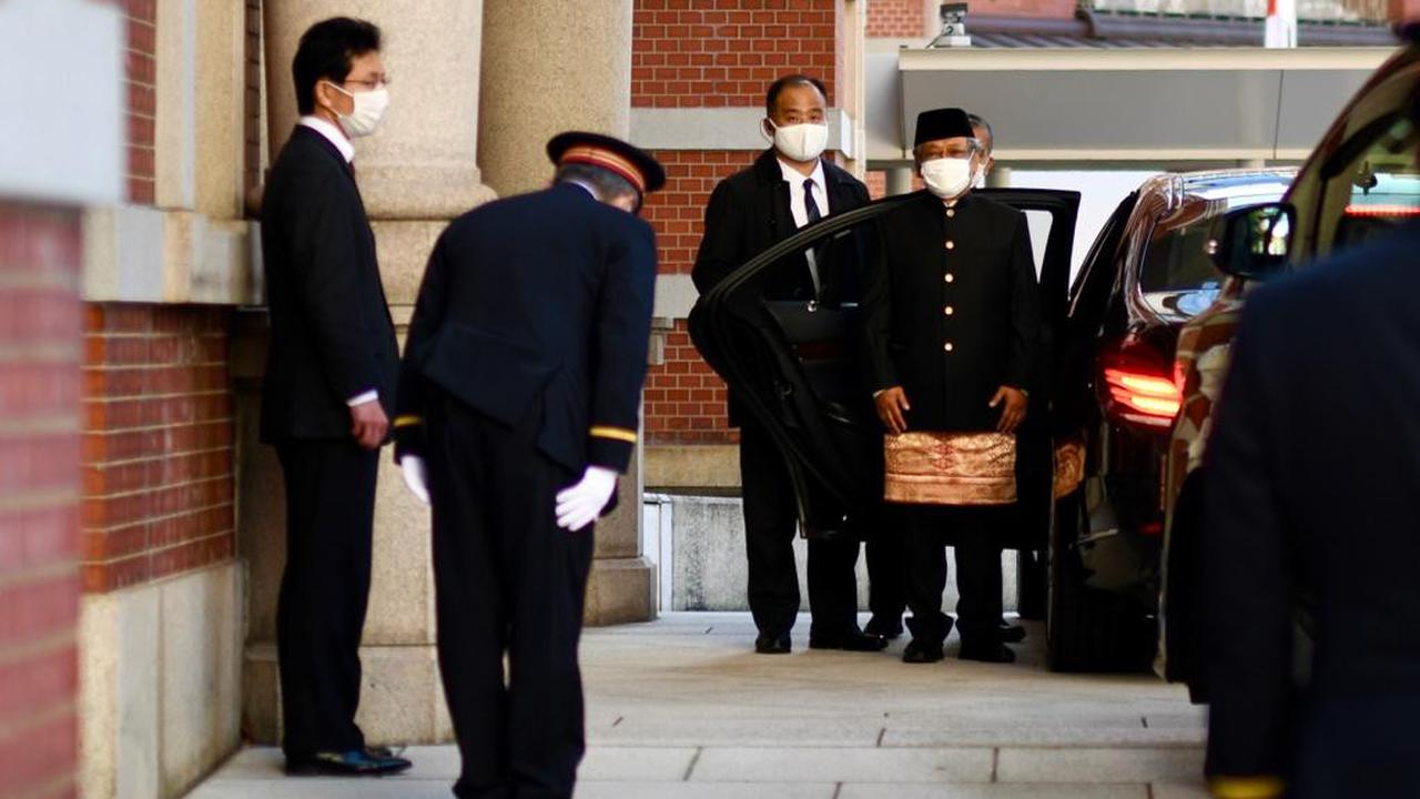 Dubes RI Untuk Jepang Heri Akhmadi Menyerahkan Surat Kepercayaan Kepada Kaisar Naruhito.