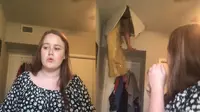 Asyik Buat TikTok, Wanita Ini Kaget Ibunya Jatuh dari Loteng