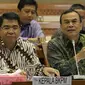 Kepala BKPM, Franky Sibarani saat menghadiri raker dengan Komisi VI DPR, Jakarta, Kamis (4/2). Raker yang seharusnya membahas  MEA Trans Pacific Partnership, Globalisasi, Gula, Beras, Garam harus Ditunda. (Liputan6.com/Angga Yuniar)