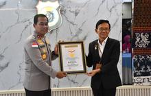 Polda NTT Raih Dua Rekor MURI, Pelopor Terapi Kesehatan Mental USEFT Terbanyak