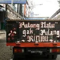 Kuliah di kota berbeda dari tempat tinggal kadang sanggup memberi tantangan tersendiri.