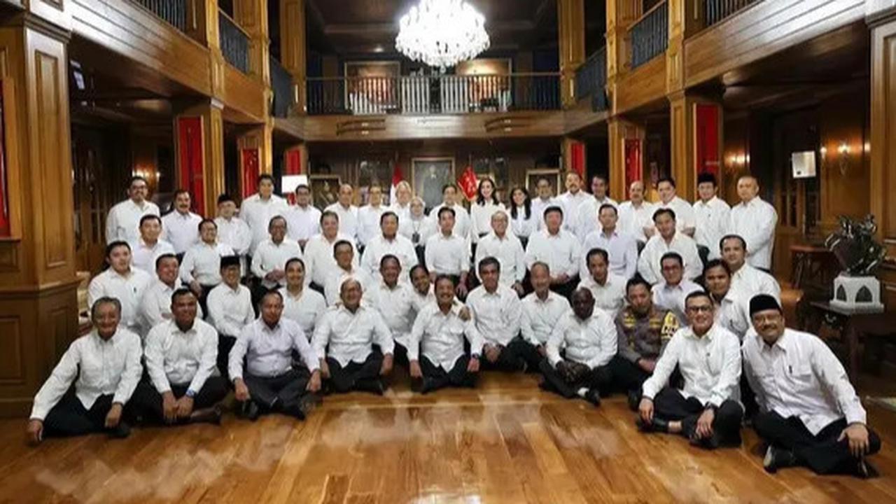 Geliat Isu Kabinet Prabowo-Gibran di Media Sosial: Netizen Menyambut Netral dan Positif