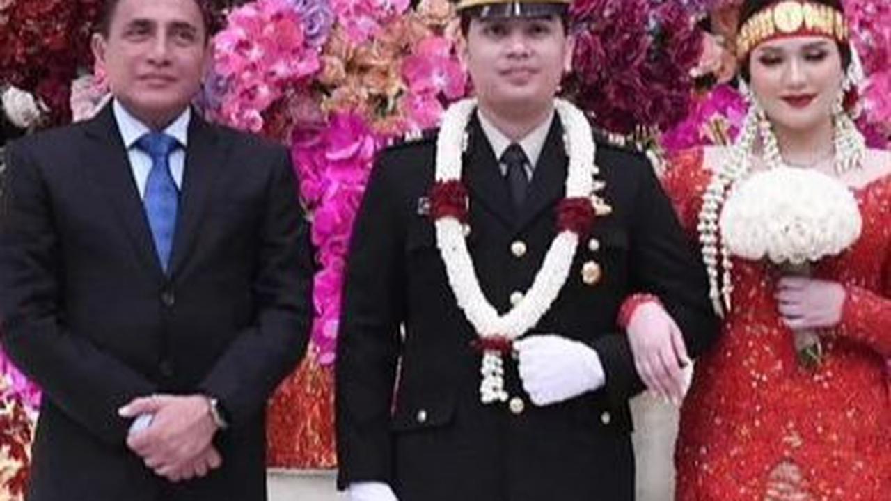 Momen Pensiunan Jenderal TNI Hadiri Resepsi Perwira Polri, Ayah Pengantin Pria Seangkatan di Akmil
