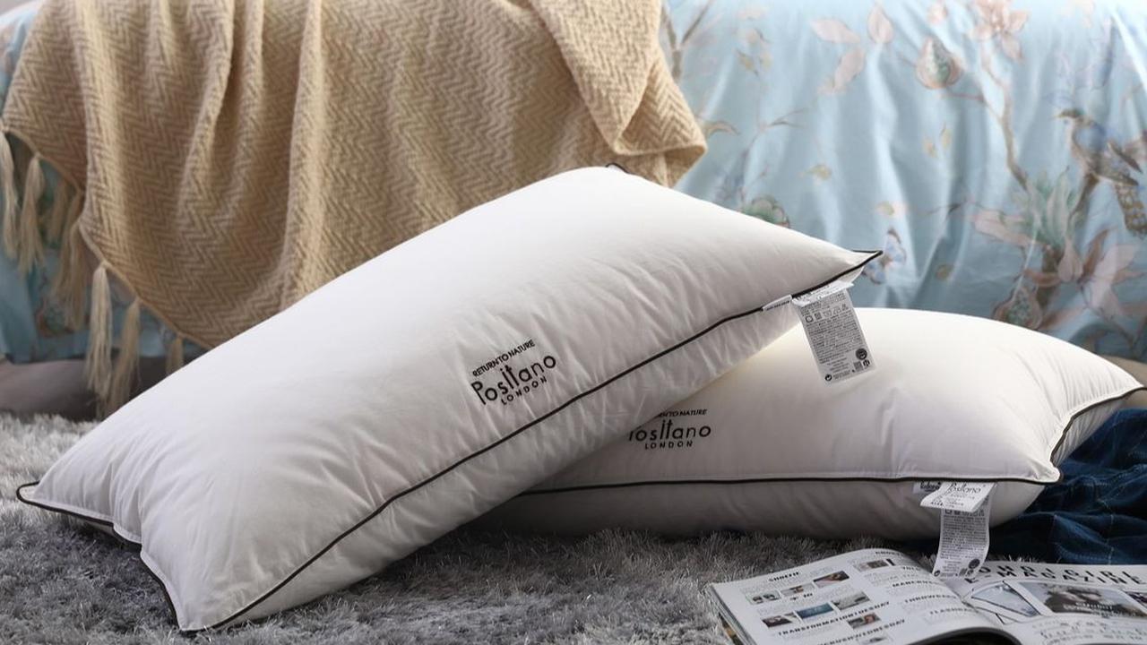 6. Duduk di Atas Bantal Menyebabkan Bisul