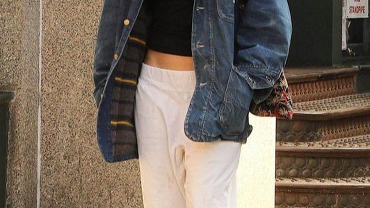 Sering tampil santai dan casual, Suri Cruise lebih suka muncul tanpa makeup.