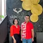 Aiman Witjaksono bersama dengan Dr. Evelyne Anggun ,Dipl. AAM.