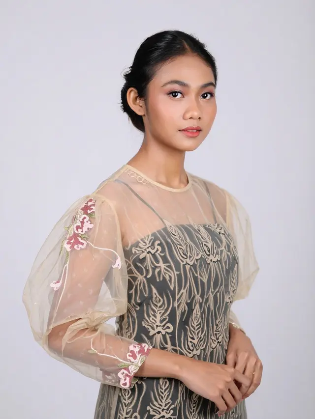 Model Batik Lengan Dolman Bordir Eksklusif