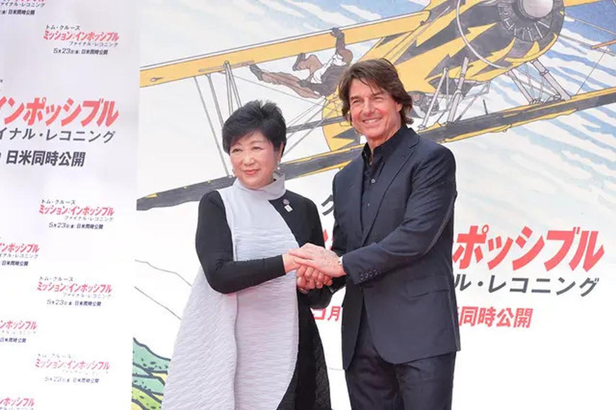 Tom Cruise Mampir ke Museum Ghibli Bareng Sutradara Film Mission Impossible, Disambut Gubernur Tokyo Secara Megah