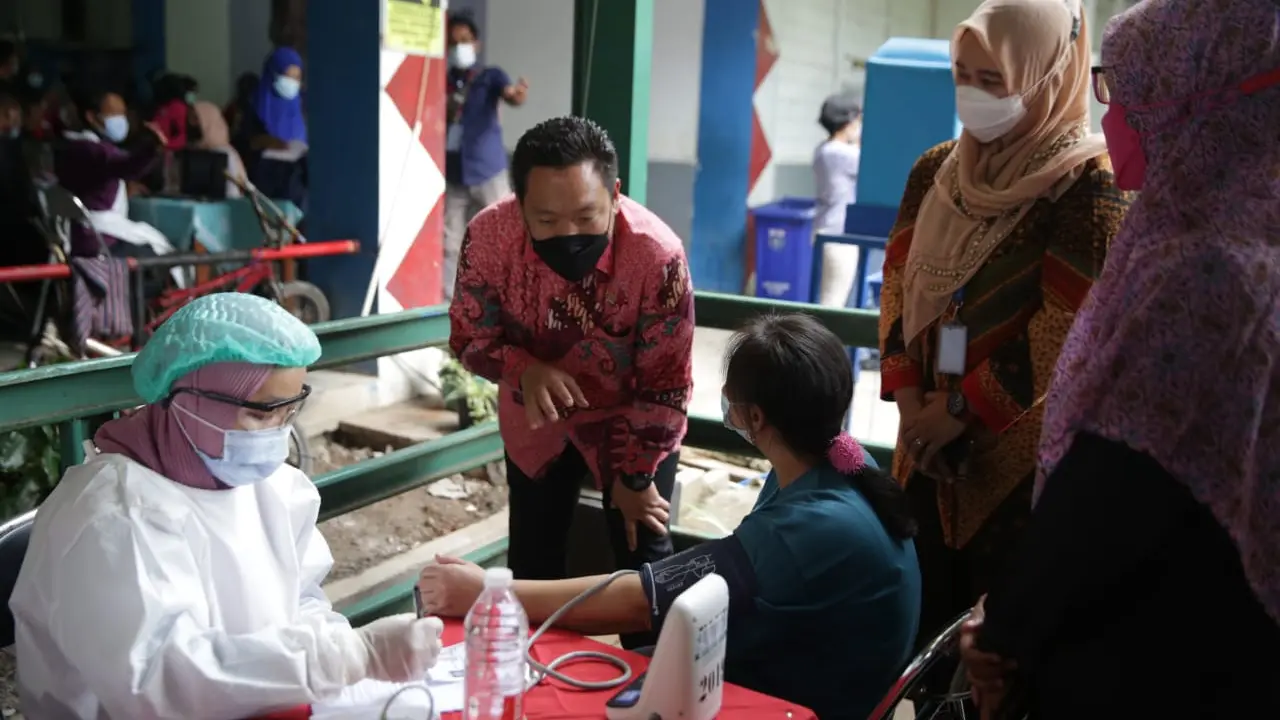 Wakil Ketua Komisi IX Dewan Perwakian Rakyat (DPR) Charles Honoris mengingatkan Jokowi untuk tingkatkan penganganan kasus covid-19. (Istimewa)