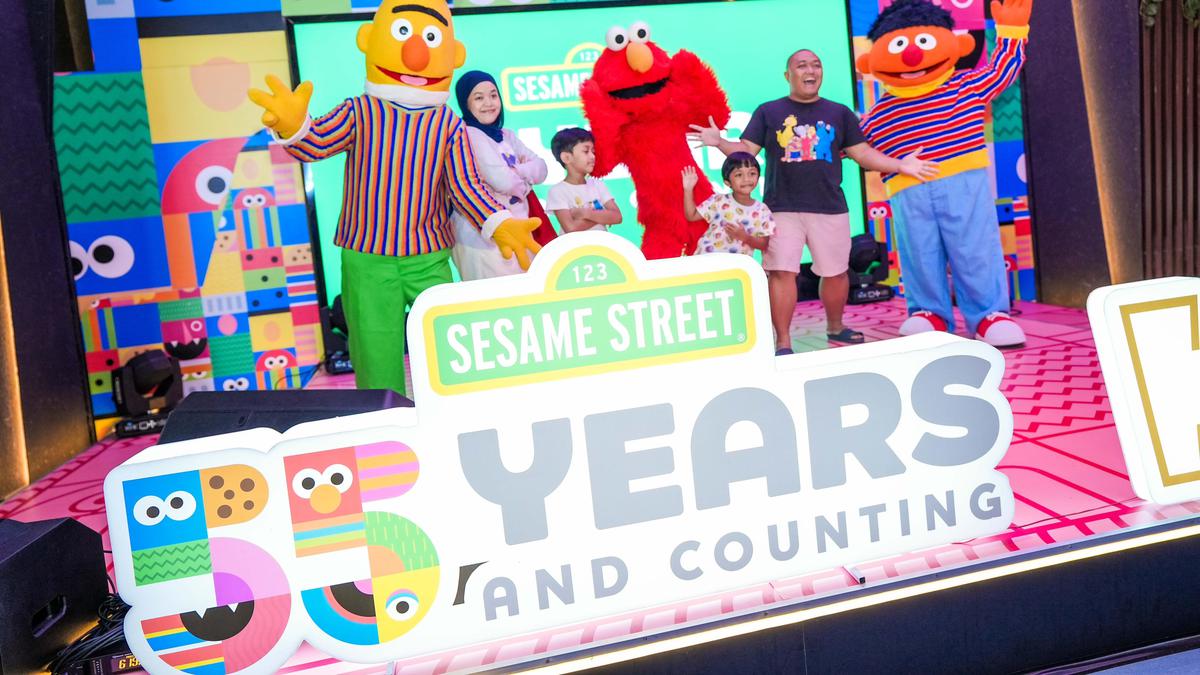 Sesame Street 55th Anniversary Celebration: Meet &amp; Greet with Elmo &amp; Friends, di Gading Serpong Tangerang Berita Viral Hari Ini Minggu 7 Juli 2024