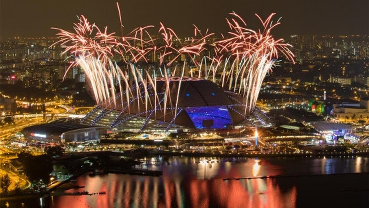 Gemerlap kembang api meriahkan pesta penutupan SEA Games 2015