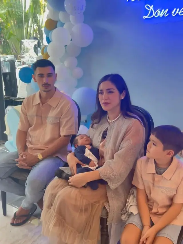 8 Potret Gaya Jessica Iskandar Berbalut Dress Rayakan Satu Bulan Baby Don, Meriah Dihadiri Titi Kamal hingga Nia Ramadhani