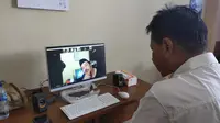 Wakil Ketua Pemuda Pancasila Kabupaten Blora, Tejo Prabowo alias Jojok, dalam dialog virtual di channel Inspirasi Jawa Tengah yang digawangi politisi senior Bambang Sadono. (Liputan6.com/ Ahmad Adirin)
