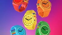 Swatch Malaysia tuntut pemerintah negara itu setelah koleksi jam tangan terinspirasi bendera pelangi LGBT disita. (dok. Instagram @swatch/https://www.instagram.com/p/CtRr0NBrM18/)