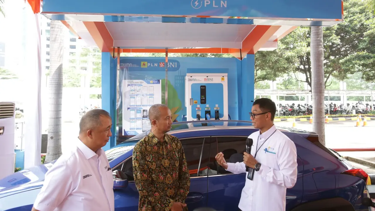 Rasakan Hematnya Pakai Mobil Listrik, Fitra Eri: Isi Daya Rp 70 Ribu Bisa Tempuh Jarak 300 Km
