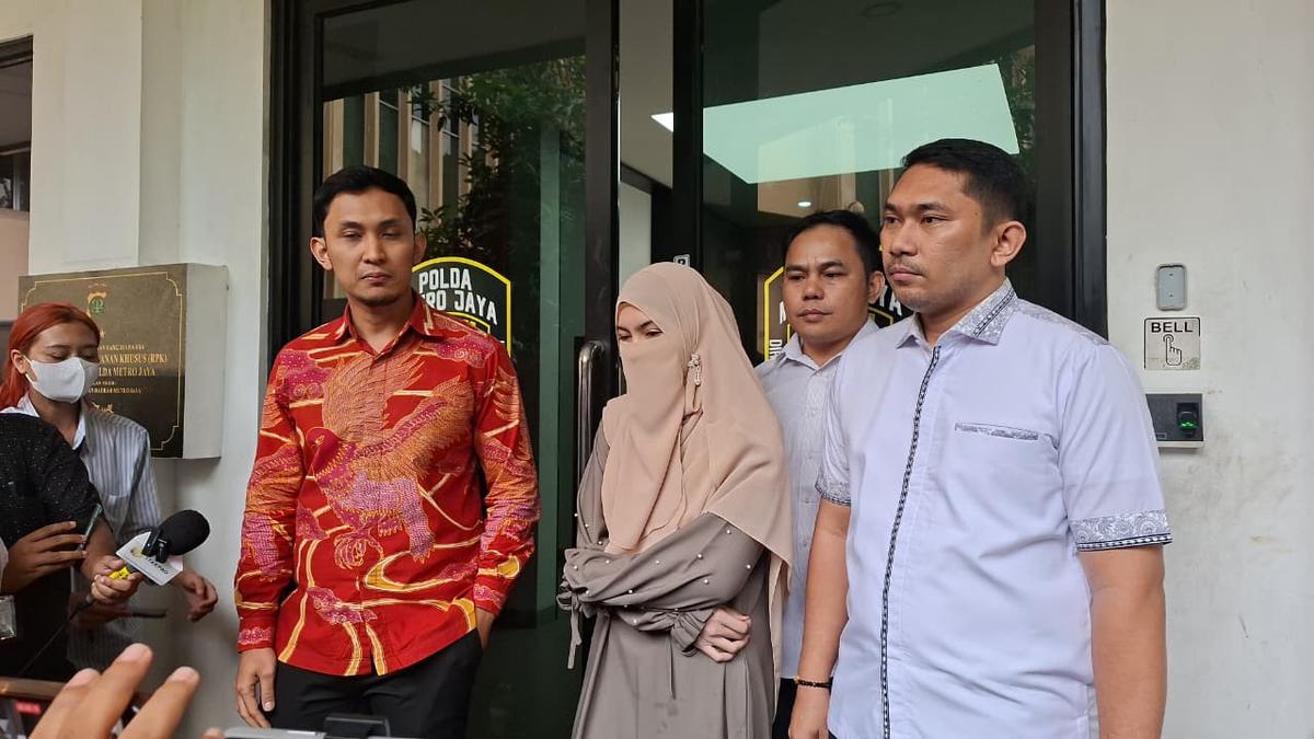 Wardatina Mawa Bantah Persulit Insanul Fahmi Bertemu Anak: Kemarin Baru Ketemu