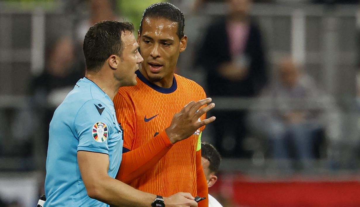 Tim Oranje sejatinya mampu mencetak gol lebih dulu melalui Xavi Simons pada menit ke-7.  (Odd ANDERSEN / AFP)