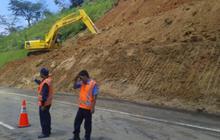 Pengendara takut licin, macet di Tol Cipularang capai 5 km