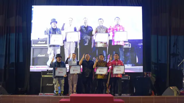 Kolaborasi BPIP dan sejumlah musisi memainkan musik kebangsaan di Auditorium Yusuf Abu Bakar Universitas Mataram