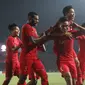 Timnas Indonesia U-22 merayakan gol yang dicetak Osvaldo Haay ke gawang Thailand di final Piala AFF U-22 2019, Selasa (26/2/2019). (Bola.com/Zulfirdaus Harahap)