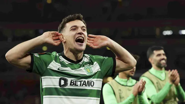 Foto: MU Melangkah Mulus, Arsenal Angkat Koper dari Liga Europa