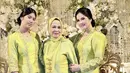 Kian beranjak dewasa, Aira anak dari AHY dan Annisa Pohan semakin curi perhatian. Mengenakan kebaya kutu baru bernuansa lime green, gaya sederhananya terlihat begitu menjanjikan. [Foto: Instagram/ Annisa Pohan]