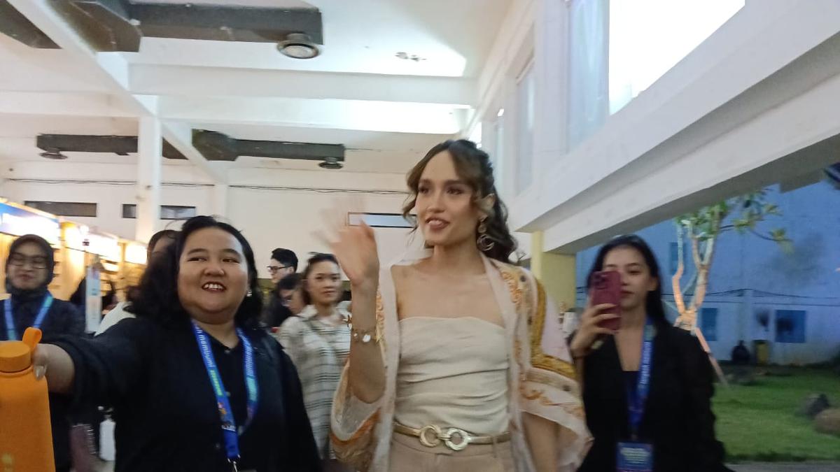 Cinta Laura Bergaya Hidup Ramah Lingkungan, Tak Mau Jadi Penyebab Kesengsaraan Orang Lain