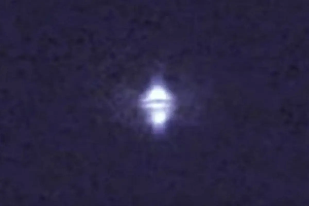 UFO Kristal di Langit Amerika Bikin Heboh, Datang dari Masa Lalu?