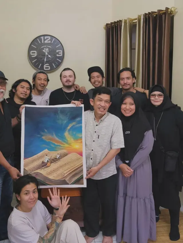 Perjalanan panjang Mbak Yos, Istri Iwan Fals. (credit: instagram.com/iwanfals/ichanmaulana)