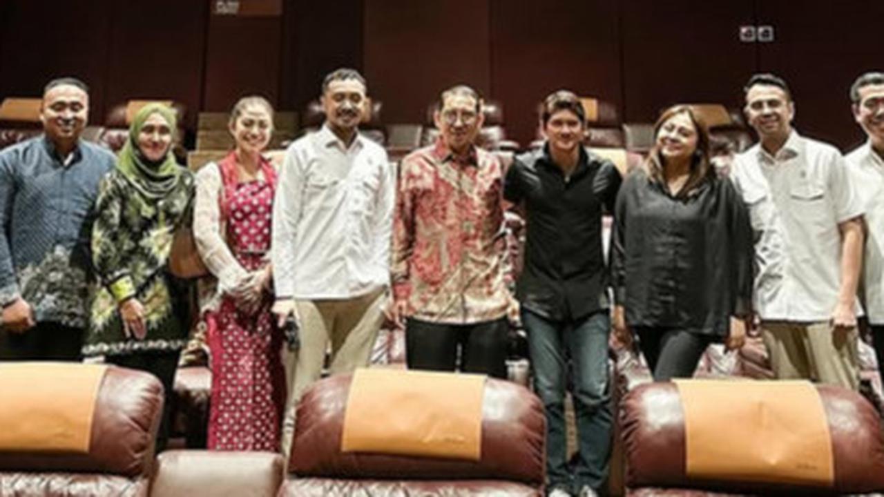 Potret Raffi Ahmad Nonton Film Garapan Iko Uwais Bareng Menteri Kebudayaan Fadli Zon dan Wamen Giring eks Nidji