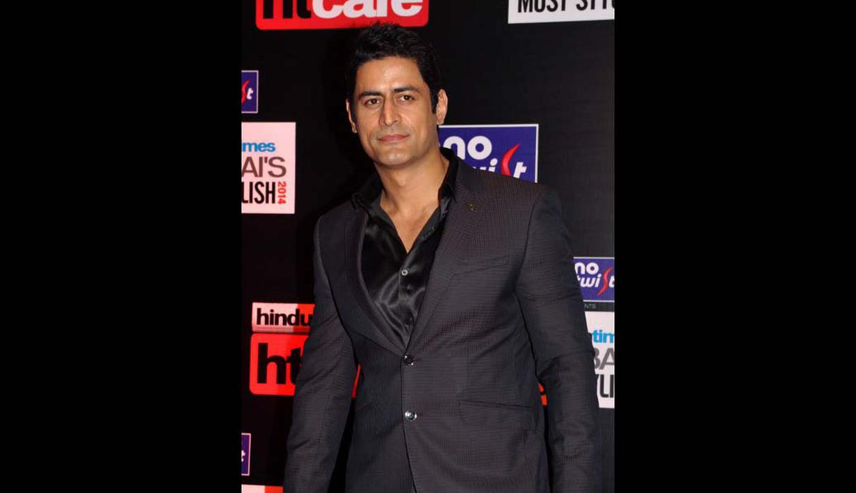 Di negara asalnya, India,  Mohit Raina mendapat gelar sebagai dewa paling tampan selayar kaca (AFP Photo/STR)