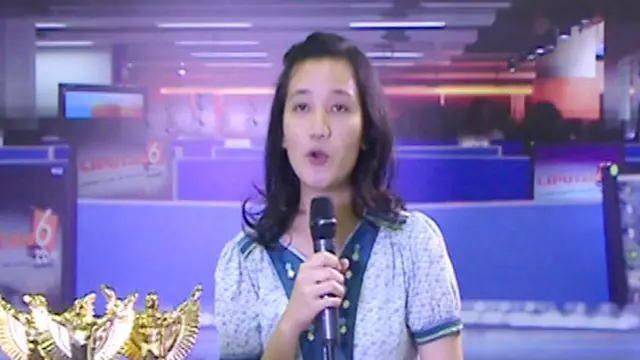 Veronika Pengunjung dan Peserta Presenter di Indonesia Broadcaster Expo 2013