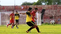 Semen Padang U-21 menggaet pemain asal Papua untuk menambah kekuatan tim di ISC U-21 2016. (Bola.com/Arya Sikumbang)