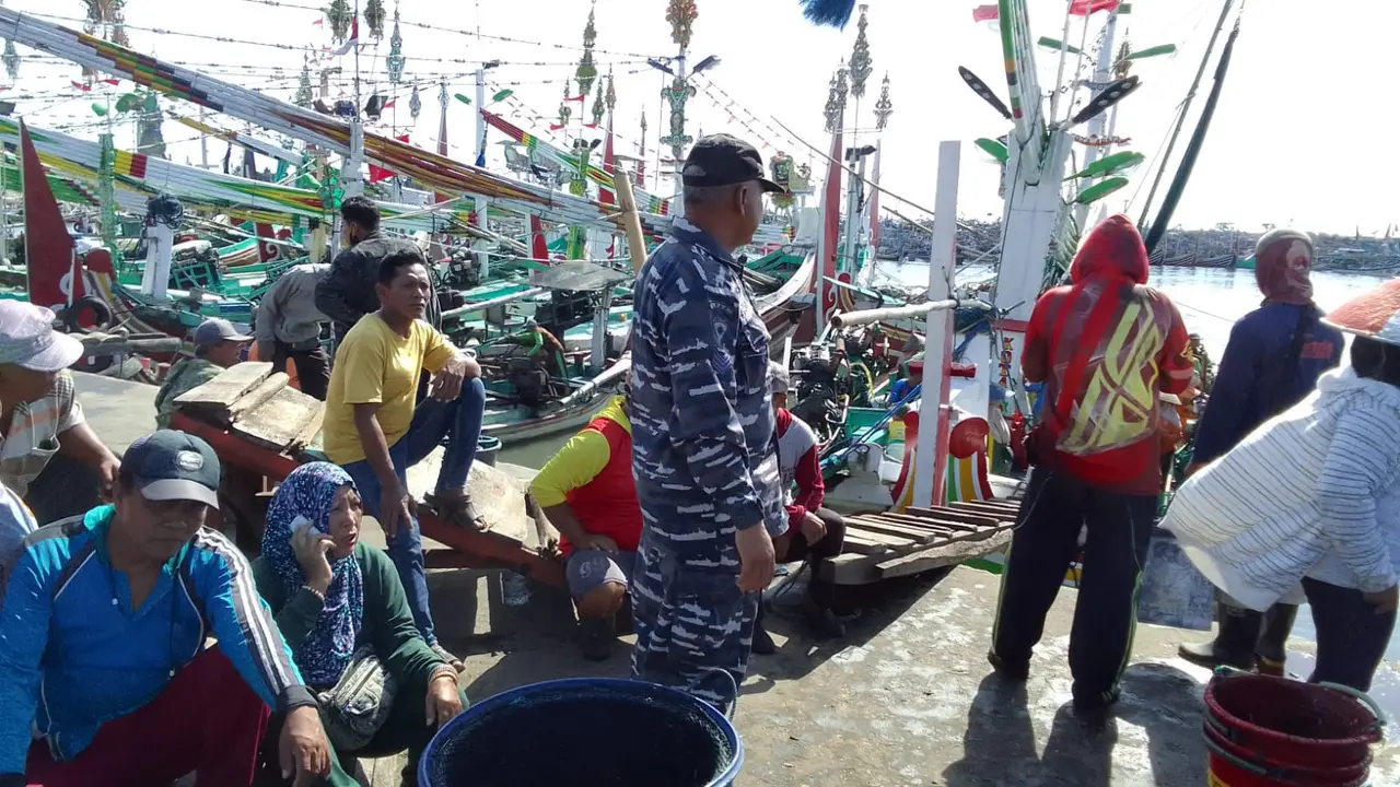 Alami kebocoran kapal slereg di Munacarn tenggelam (Istimewa)