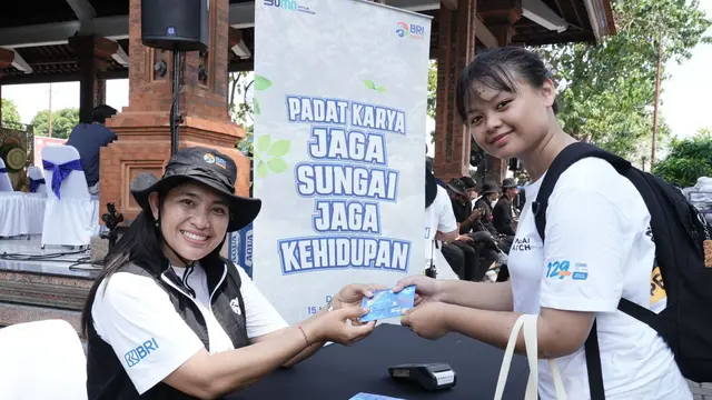 BRI Peduli Sambut HUT ke-129 dengan Kampanye Edukasi Lingkungan dan Bersih-Bersih Sungai Tukad Cari Kabasan