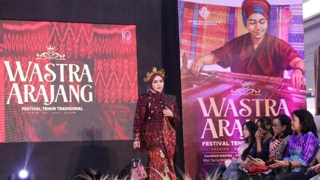 Dekranasda Makassar Pamerkan Keunikan Tenun Lontara di Wastra Arajang 2025: Jembatan Tradisi dan Modernitas