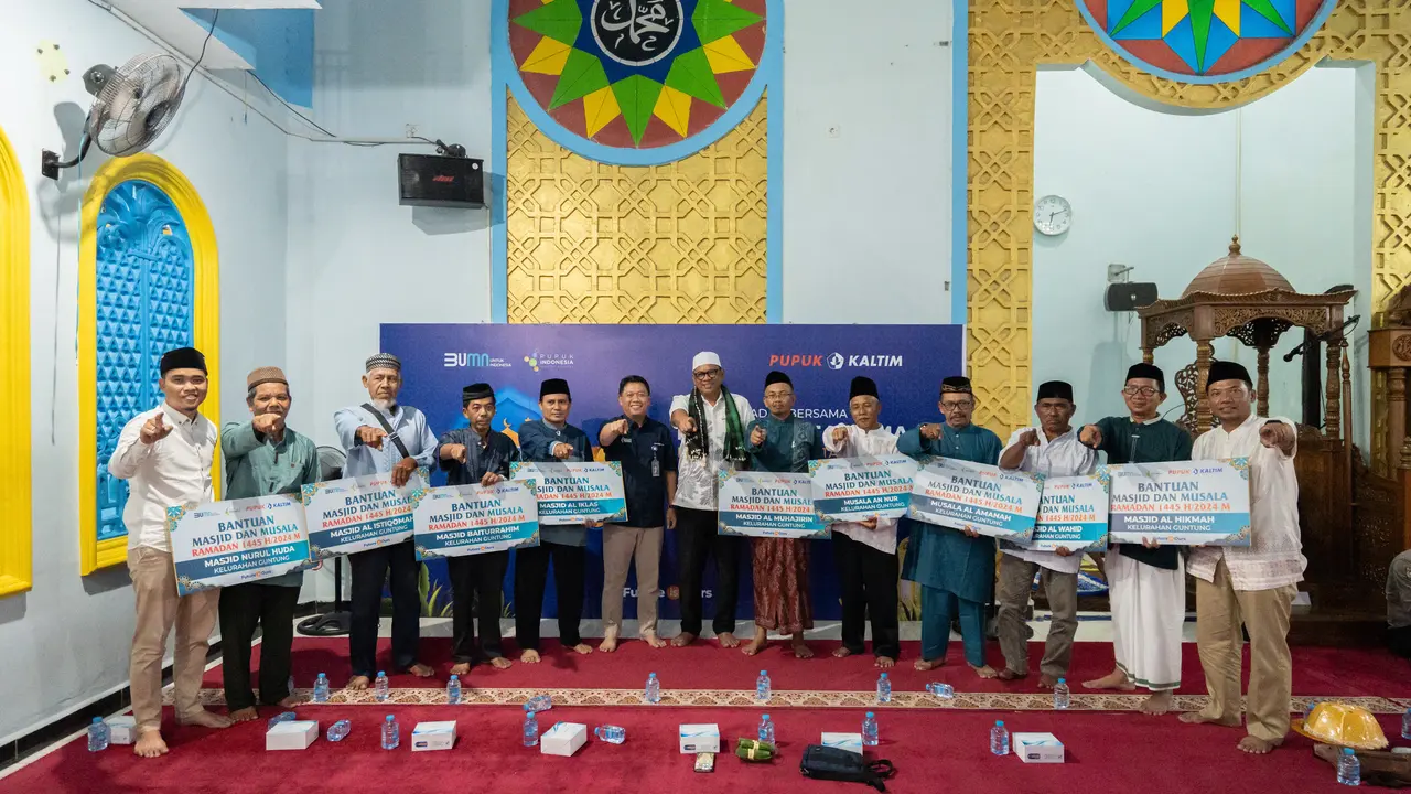 Pupuk Indonesia gelar Safari Ramadan 1445 Hijriah dirangkai Buka Puasa Bersama dalam jalinan kebersamaan yang berlangsung serentak di sejumlah wilayah Kota Bontang.