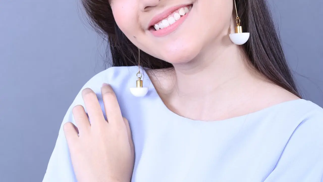 [Bintang] Febby Blink