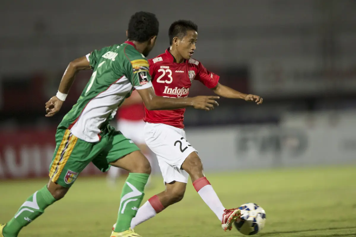 Bali United vs Mitra Kukar