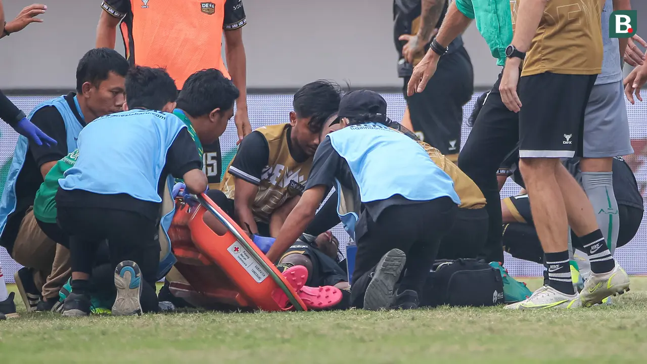 Dewa United vs Persebaya Surabaya - BRI Liga 1 2023/2024